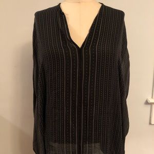 Vince black and white shirt